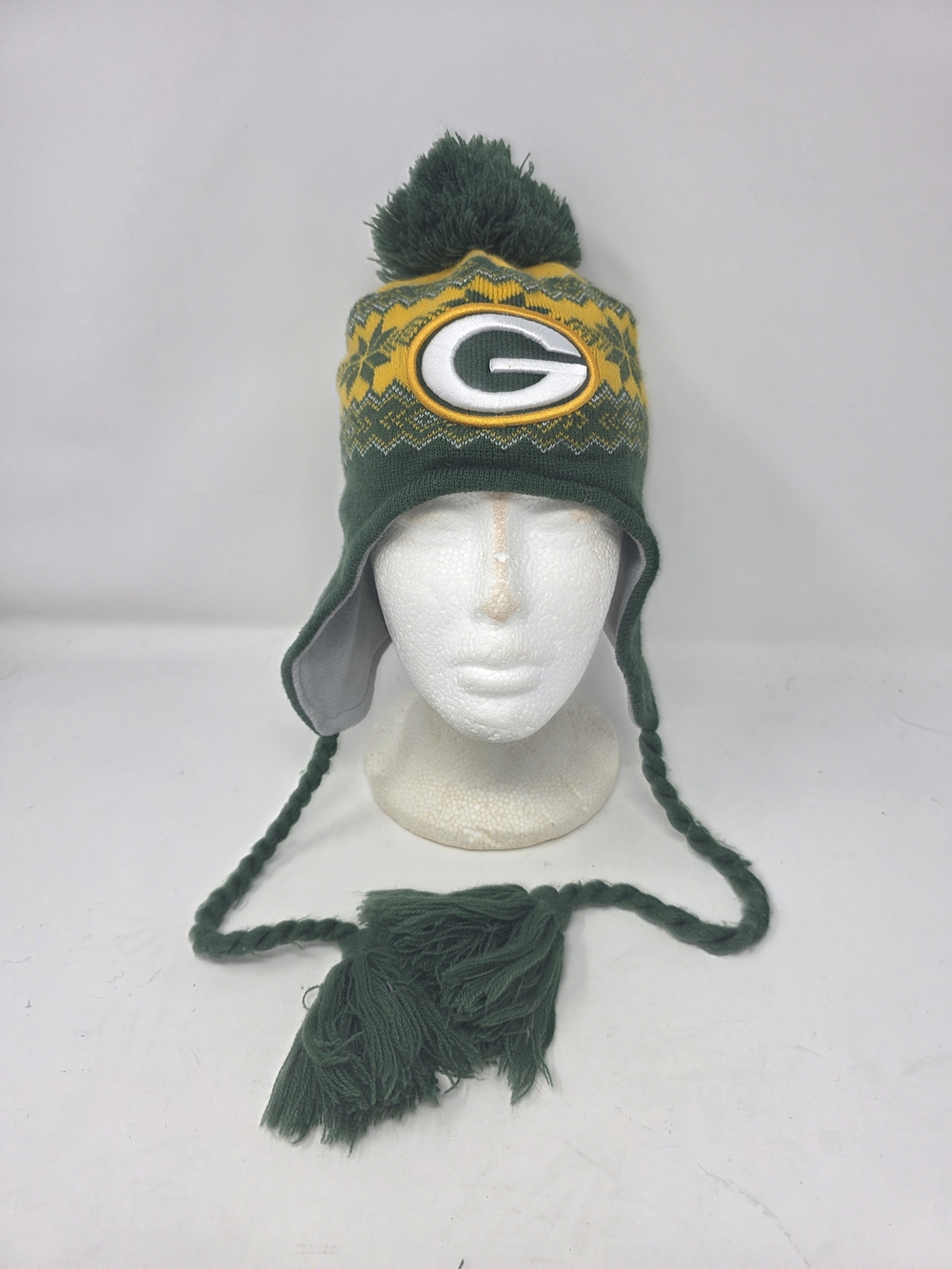 New Era Green Bay Packers Fair Isle Nordic Earflap Pom Beanie Knit Hat OSFA